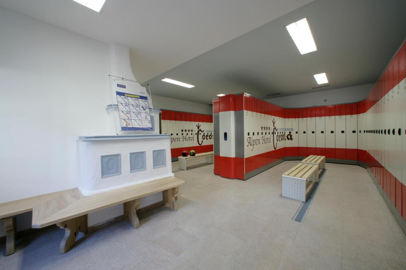 Alpen Hotel Corona Виго ди Фаса Екстериор снимка